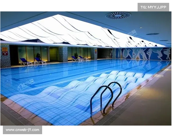 暴雨致世锦赛训练馆停电 中国队员转场酒店泳池继续备战 暴雨致世锦赛训练馆停电 中国队员转场酒店泳池继续备战